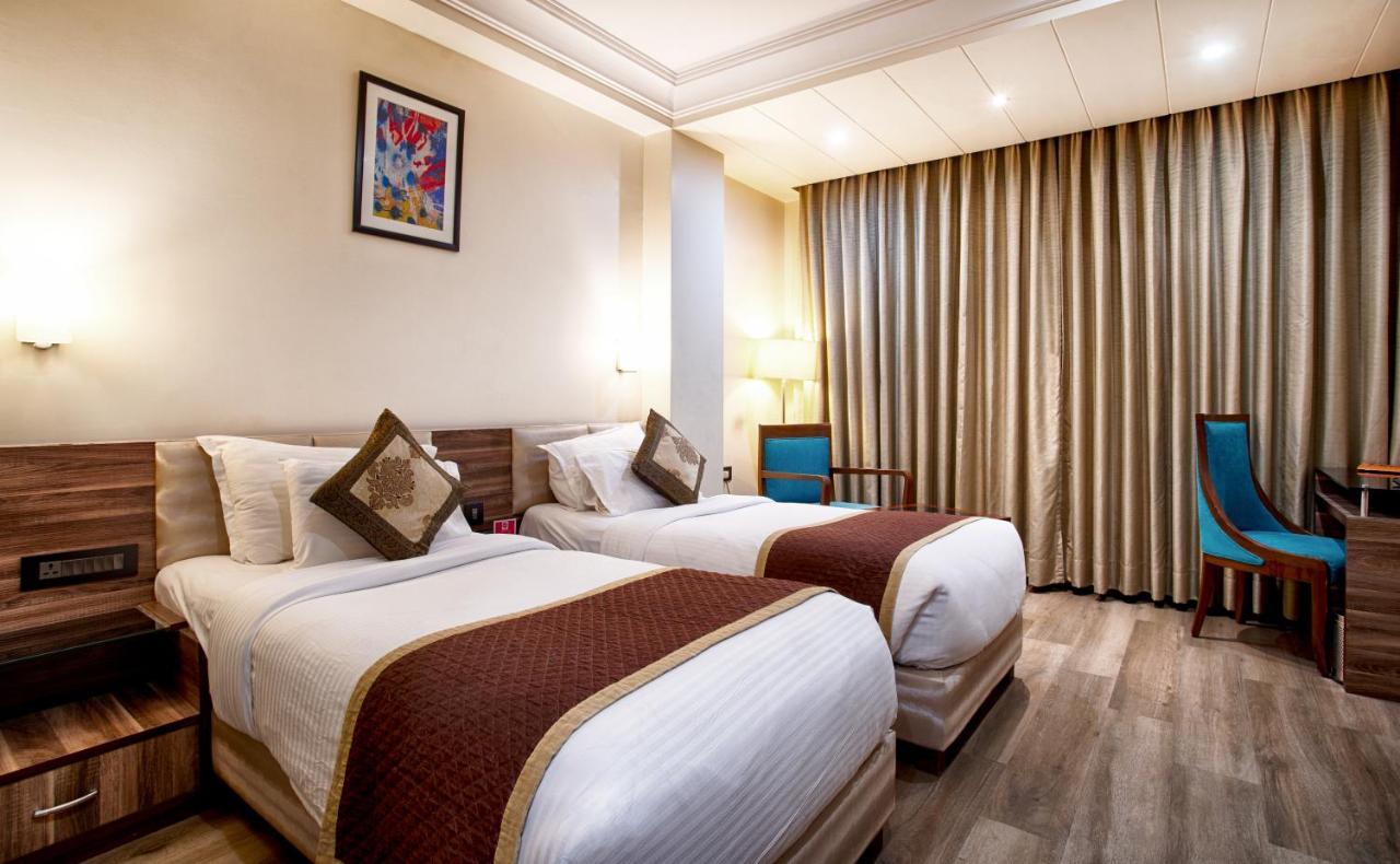 Spree Hotel Jaipur Buitenkant foto